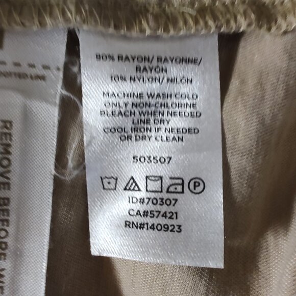 Women's High LOFT Waist Pull-On Ankle Pants - Size Small Petite - EUC - Picture 6 of 6